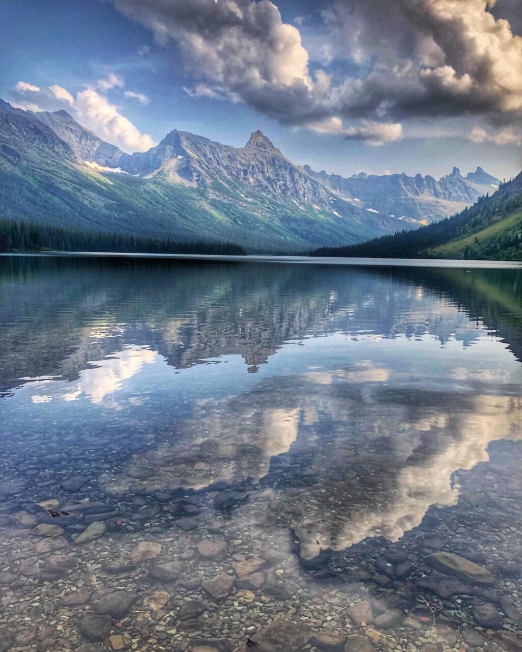 A view of a lake and mountains.