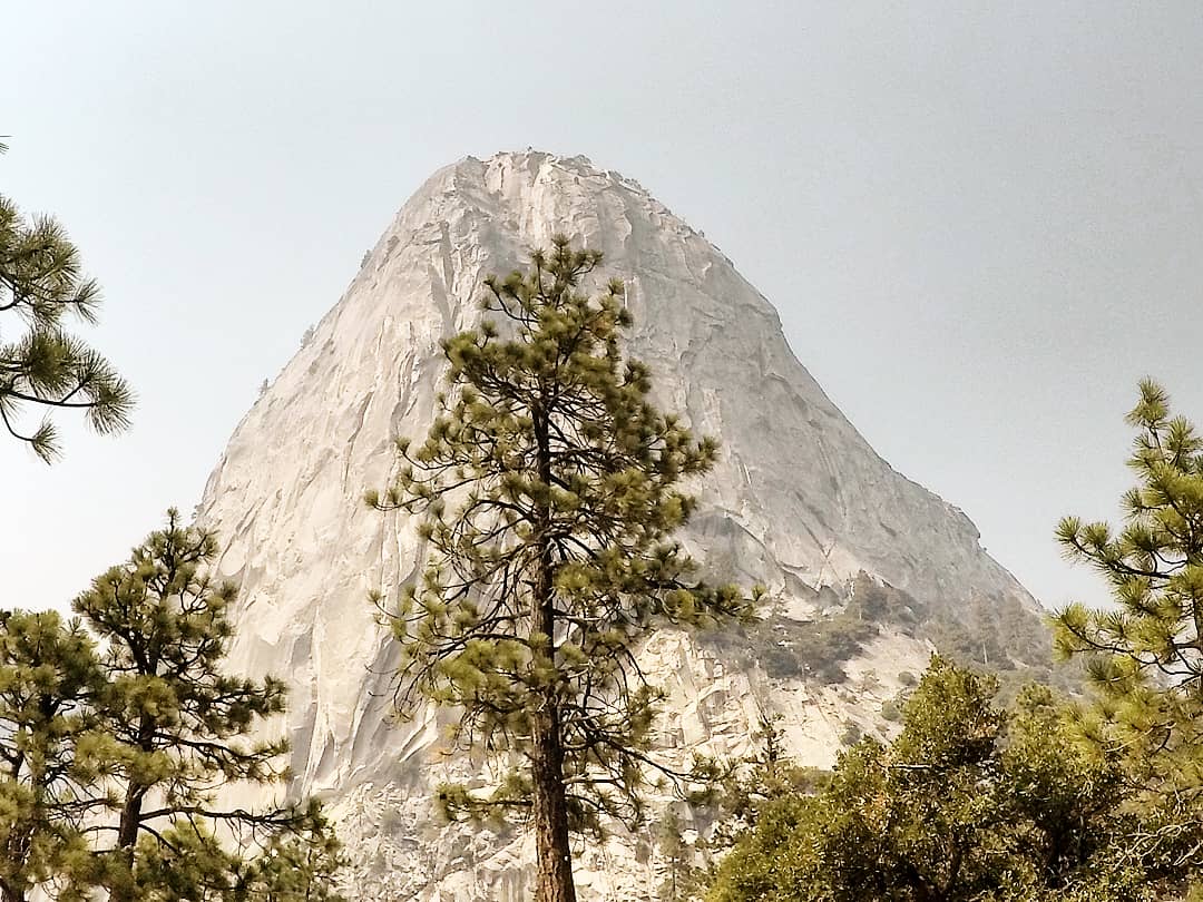 A view of a peak of a mountain.